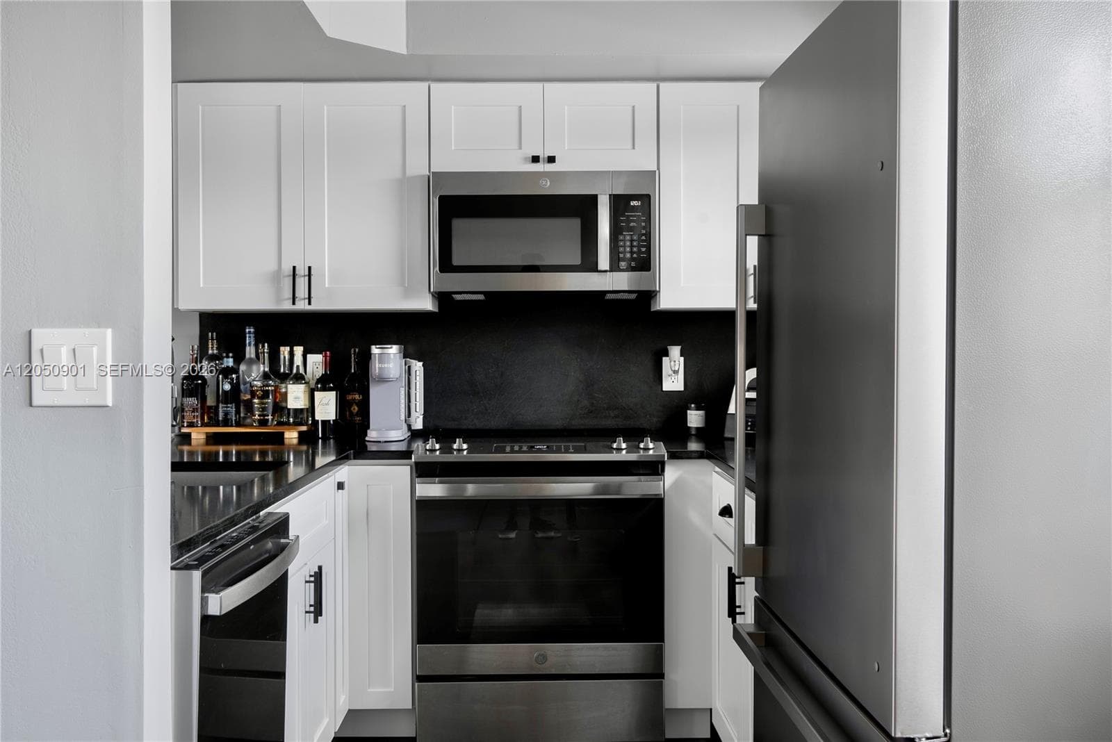 Park Place Condo · #302 in Fort Lauderdale - Photo 6
