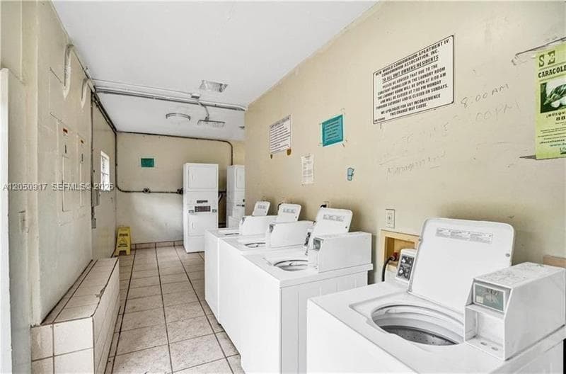 NEW WORLD CONDO APTS IV · #111 in Miami Gardens - Photo 10