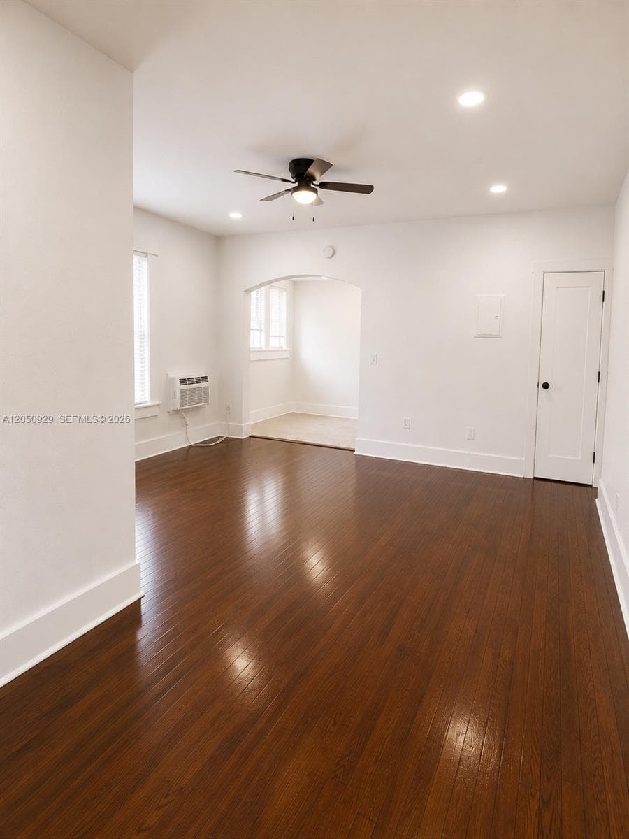PARK FRONT CONDO · #208 in Miami Beach - Photo 3