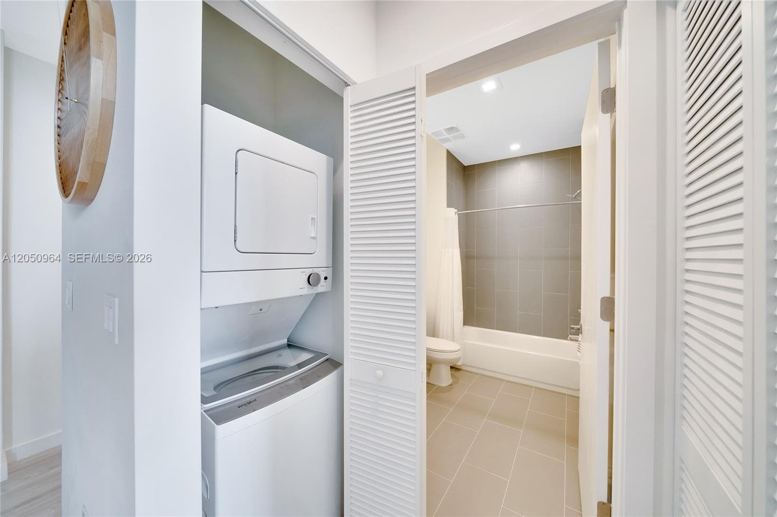 HOLLYWOOD · #VAR 1BED in Hollywood - Photo 6