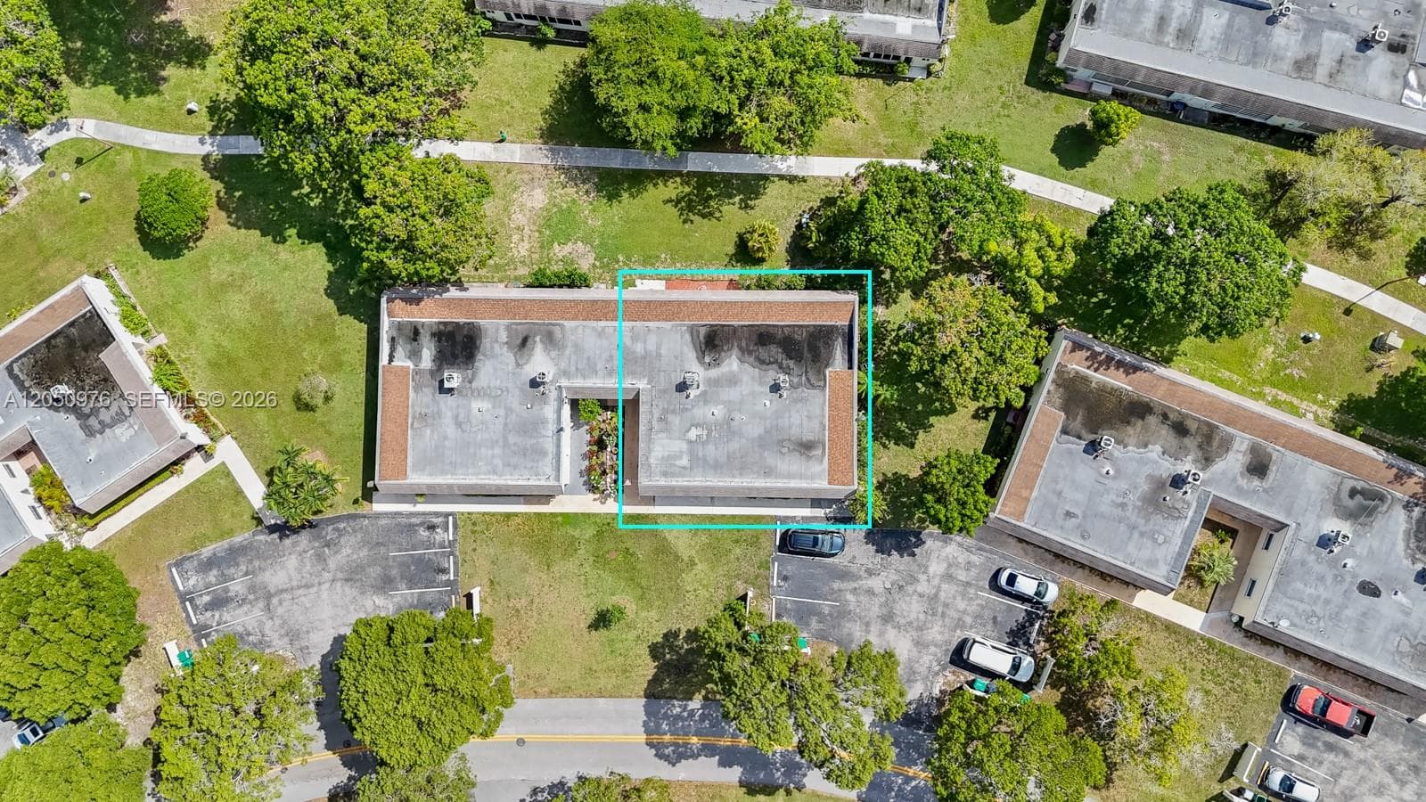 GREEN HILLS PARK WEST · #V3944 in Miami - Photo 36
