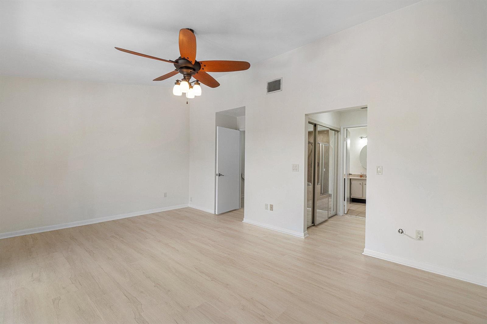 030-210CaptainsWalk-711-DelrayBeach-FL-3