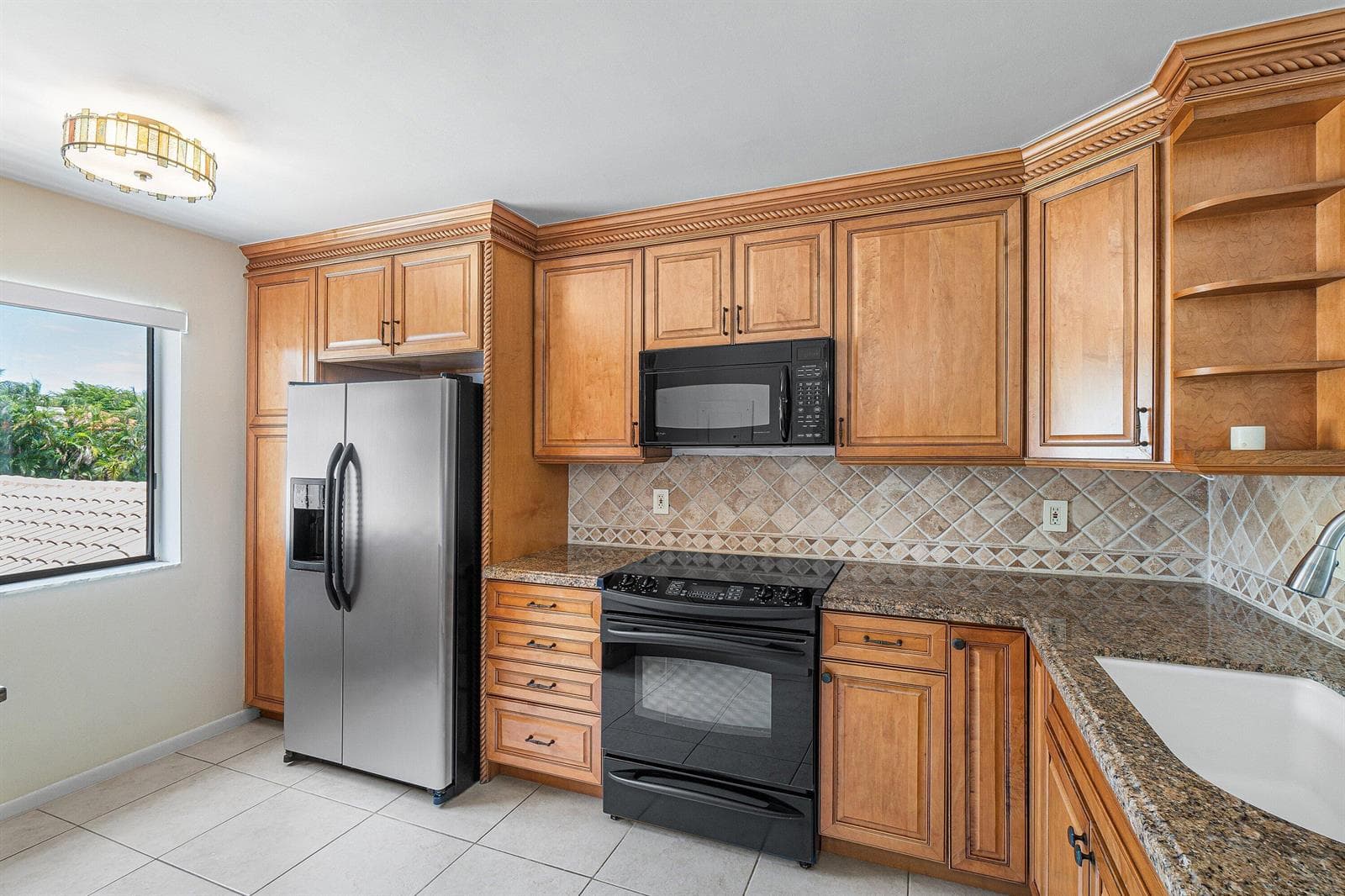 006-210CaptainsWalk-711-DelrayBeach-FL-3