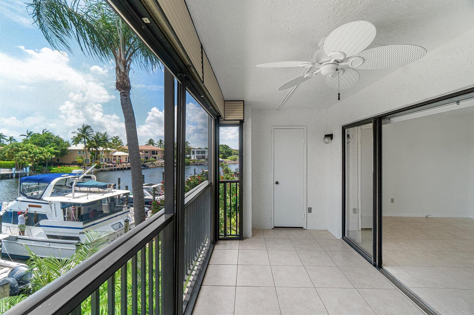 020-210CaptainsWalk-711-DelrayBeach-FL-3