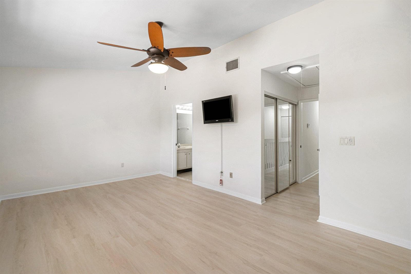 039-210CaptainsWalk-711-DelrayBeach-FL-3