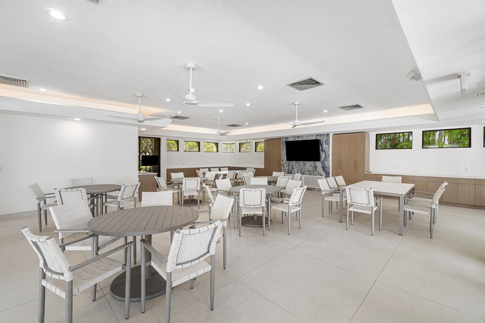 050-210CaptainsWalk-711-DelrayBeach-FL-3