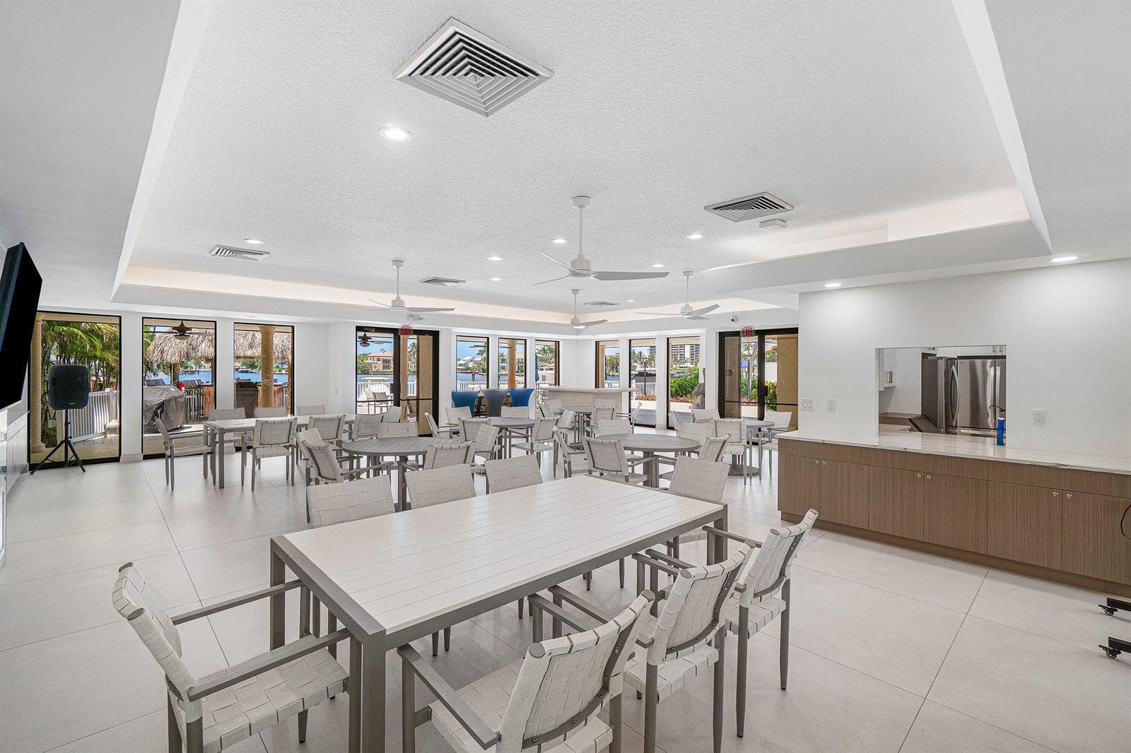 052-210CaptainsWalk-711-DelrayBeach-FL-3