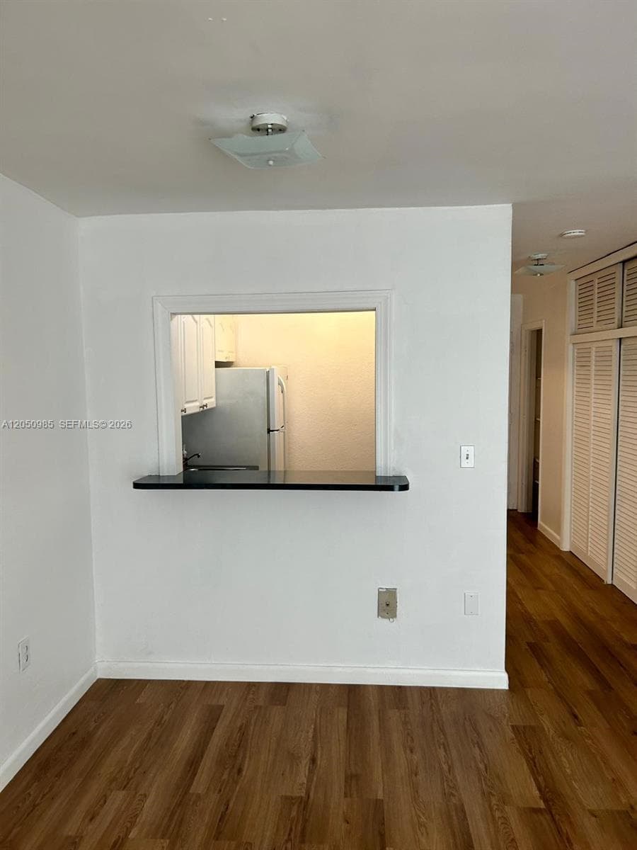 SUNSHINE BAY CONDO · #214 in Miami Beach - Photo 8