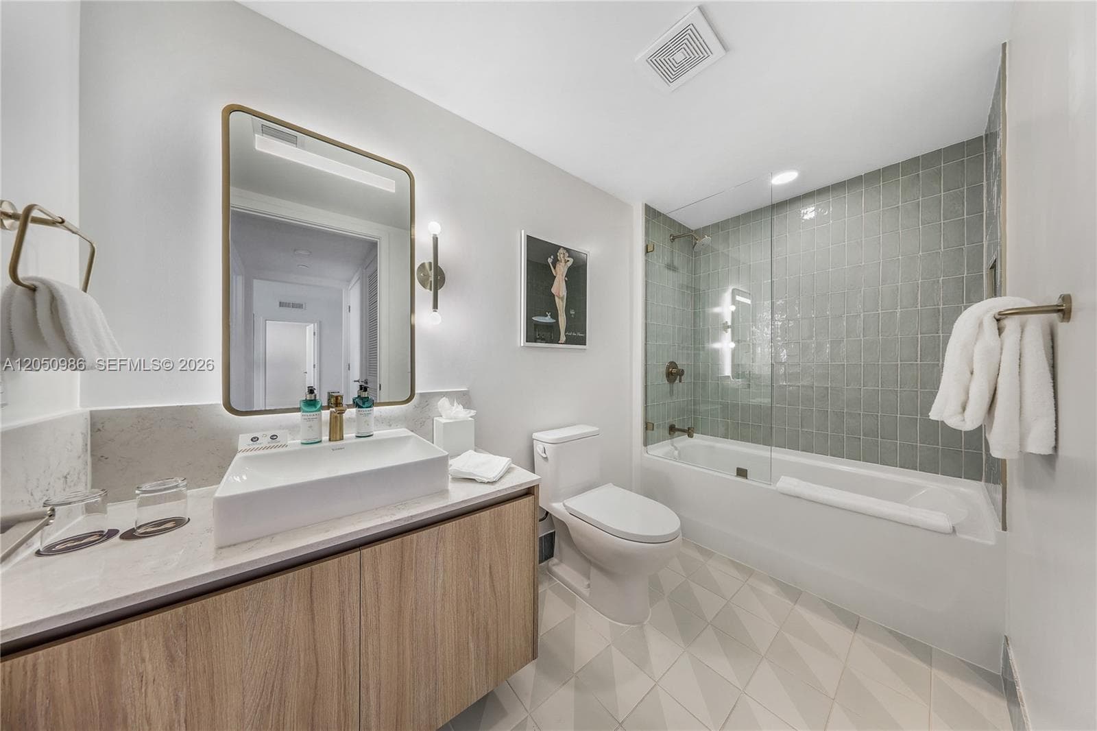Gale Hotel & Residences (Natiivo) · #2402 in Miami - Photo 6