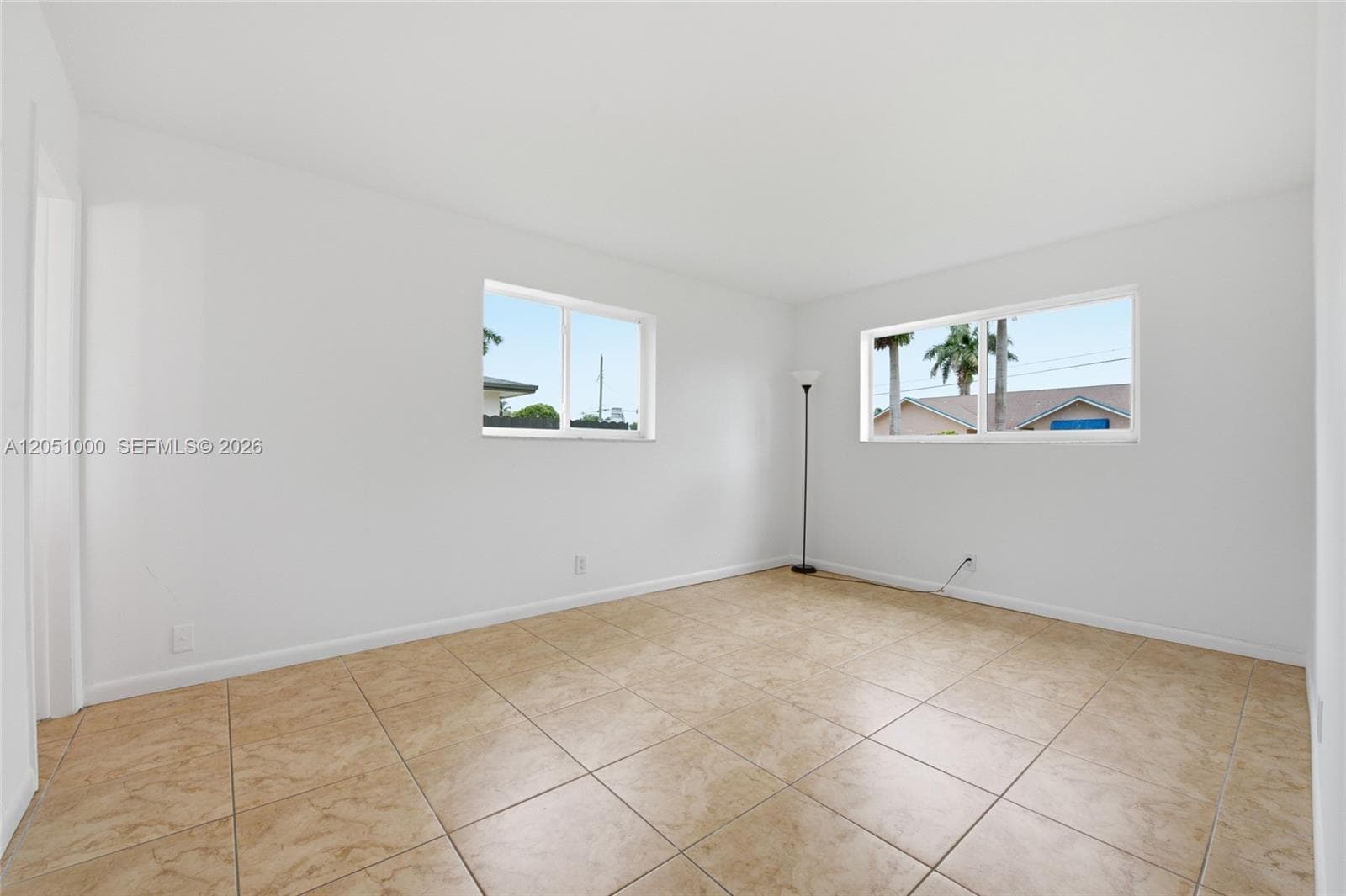 2901 Cleveland St photo 15