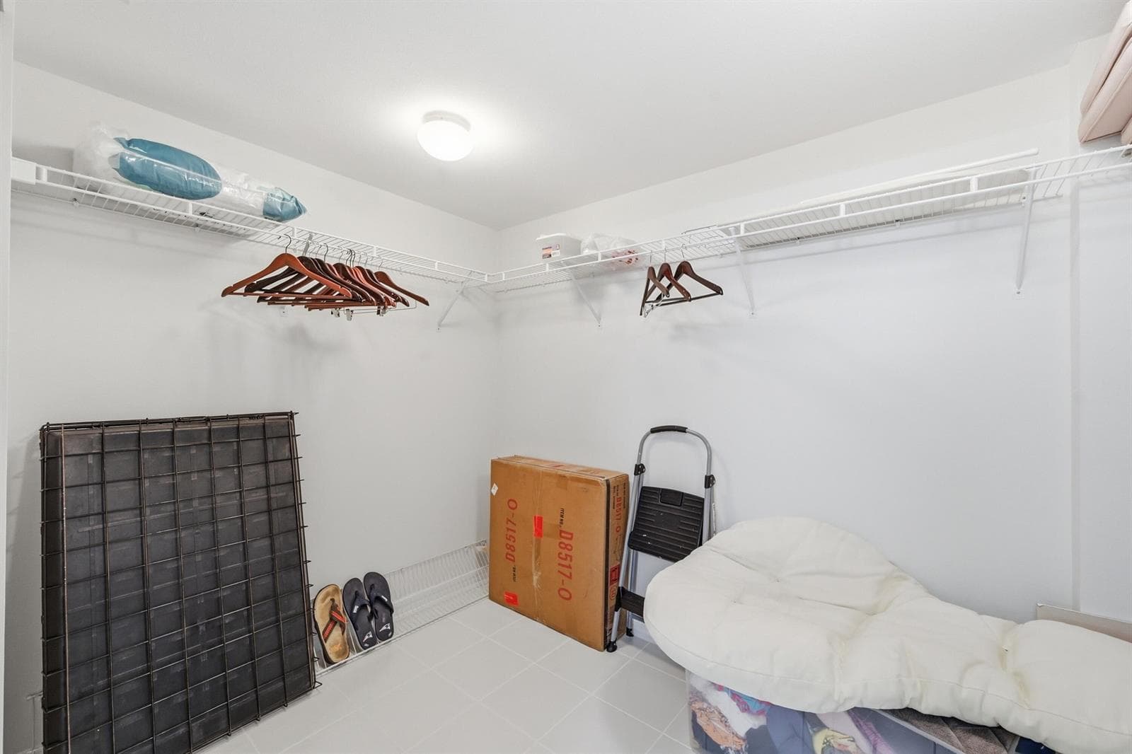walk-in closet