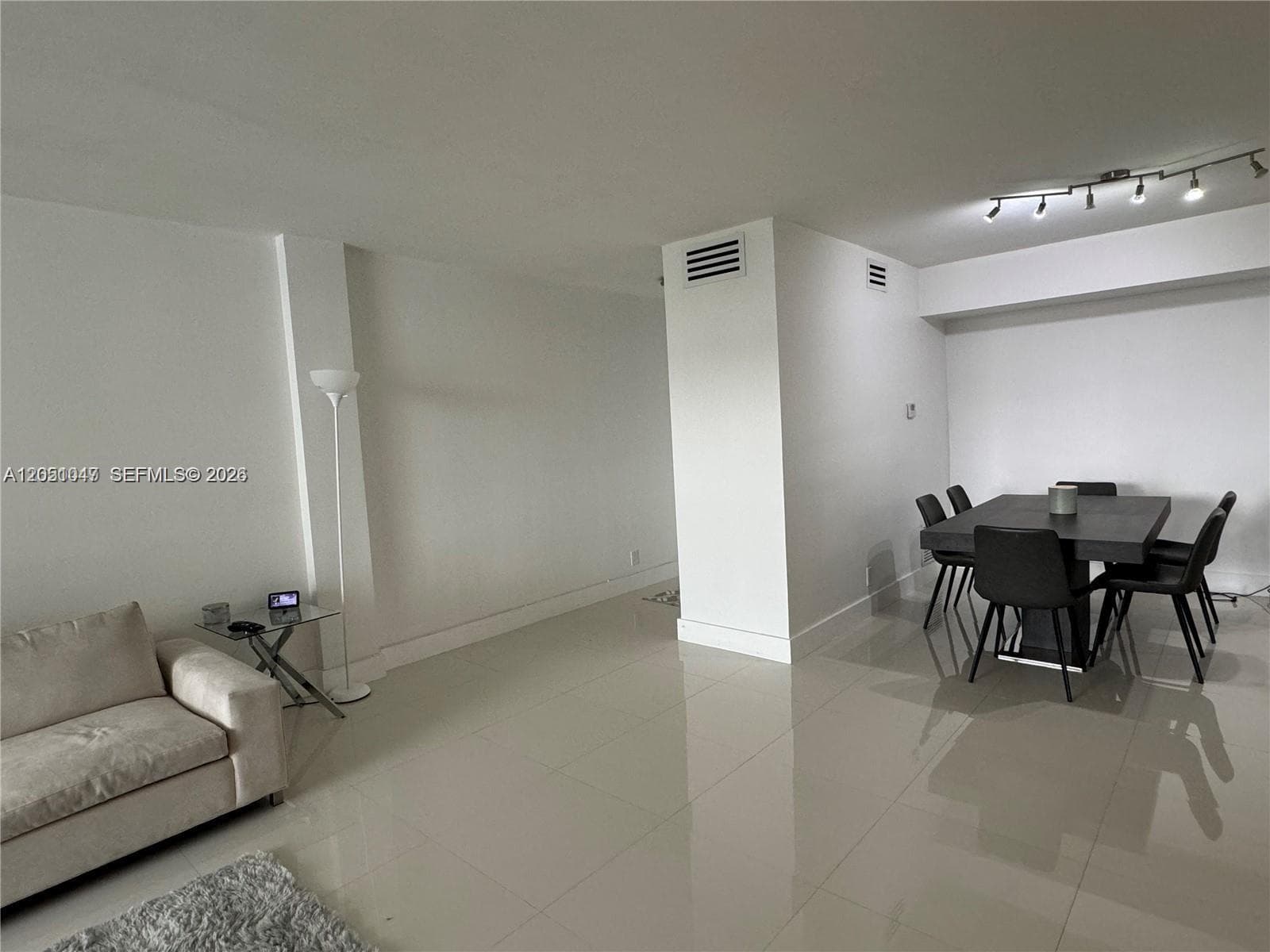 London Towers · #302S in Bay Harbor Islands - Photo 10