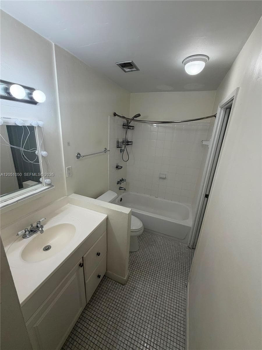 PINE GROVE CONDO · #B211 in Miami - Photo 15