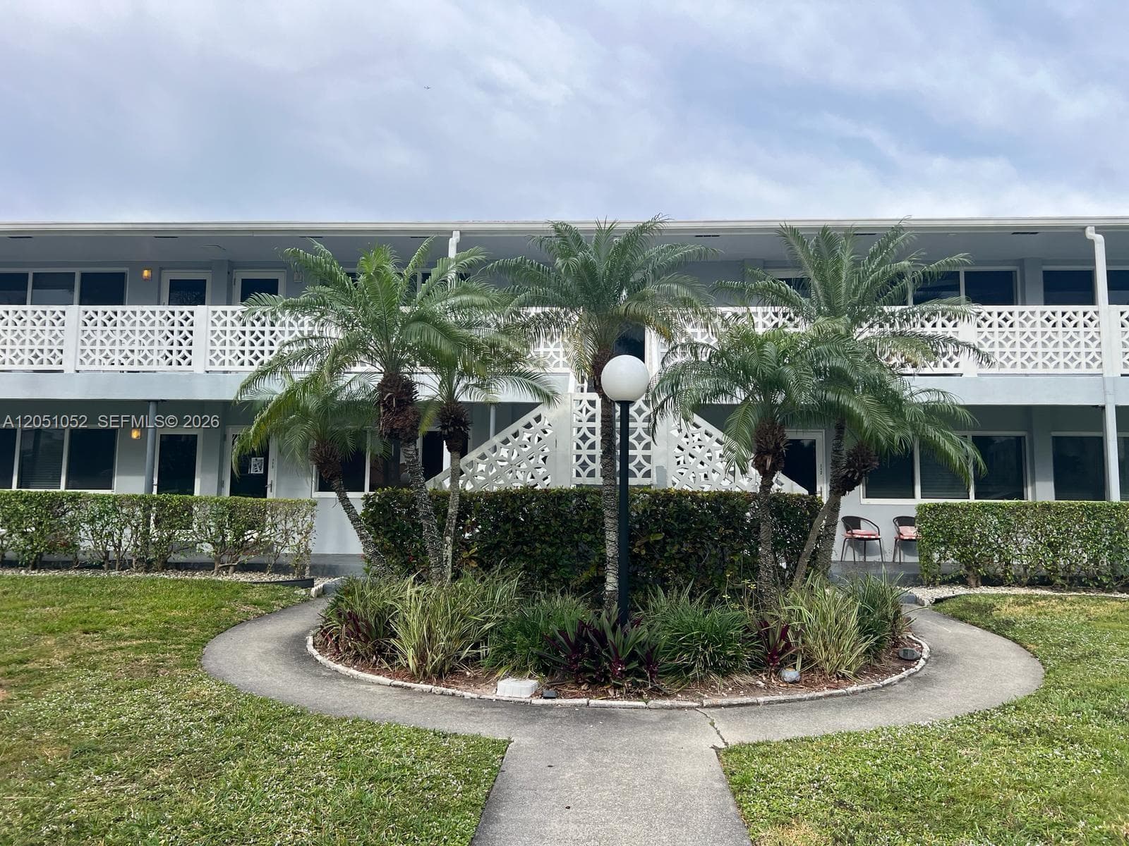 PASADENA GARDEN APARTMENT · #210 in Hallandale Beach - Photo 3