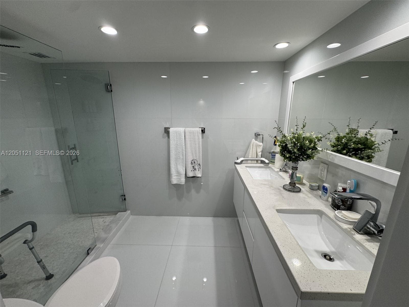 MALAGA TOWERS CONDO · #2C in Hallandale Beach - Photo 6