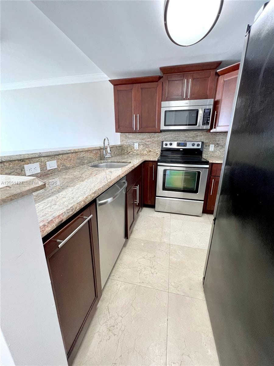 THE PARK GARDENS CONDO · #902 in Miami Beach - Photo 4
