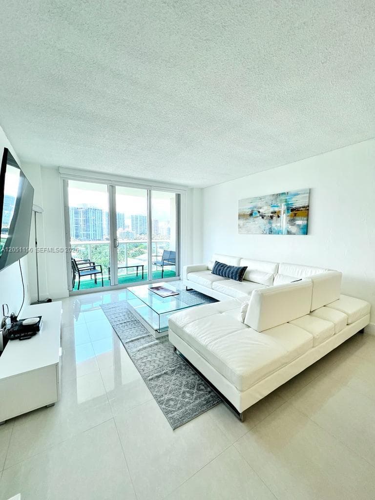Ocean Reserve · #918 in Sunny Isles Beach - Photo 6