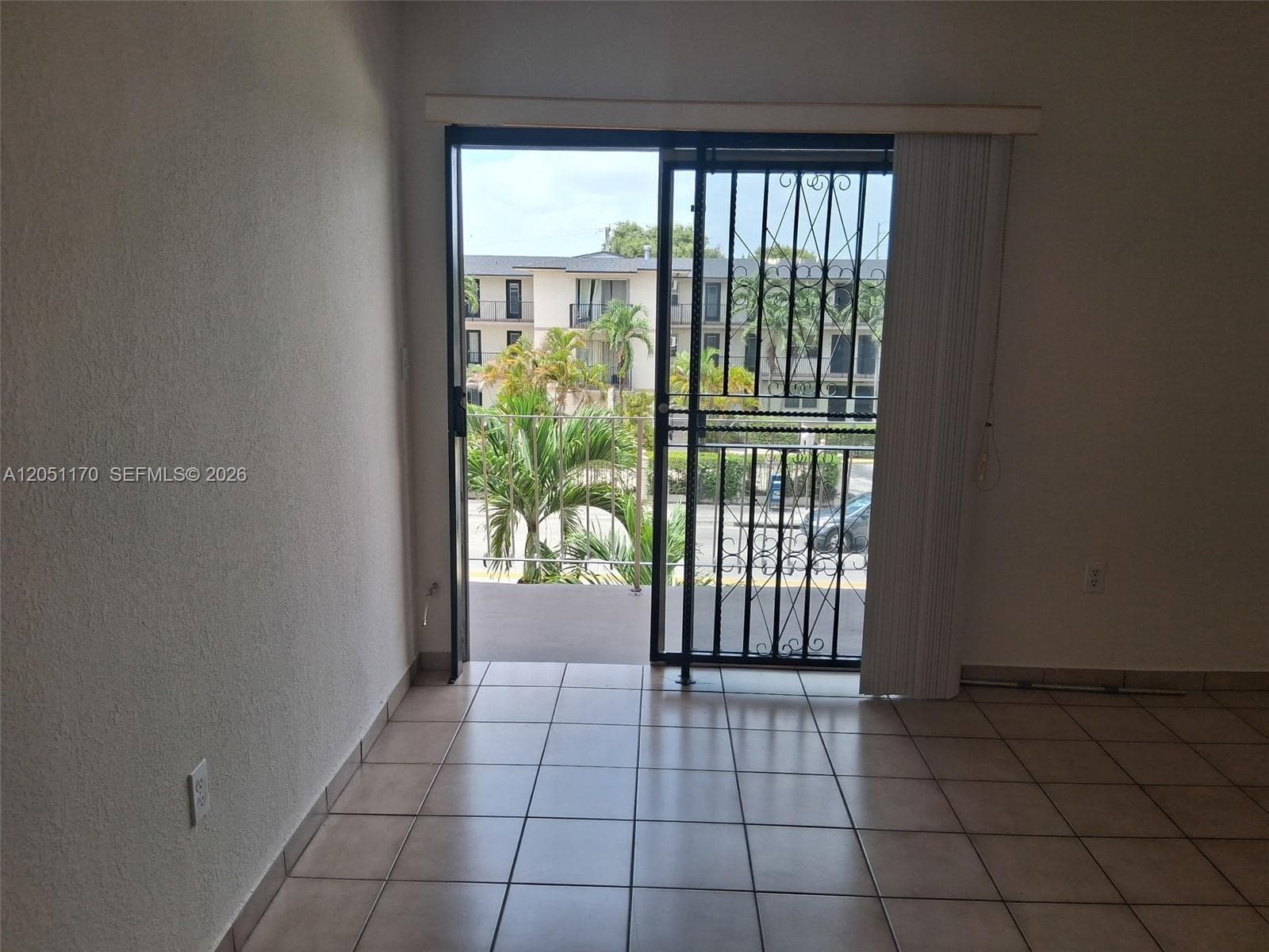 FAIR LAWN · #305 in Miami - Photo 8