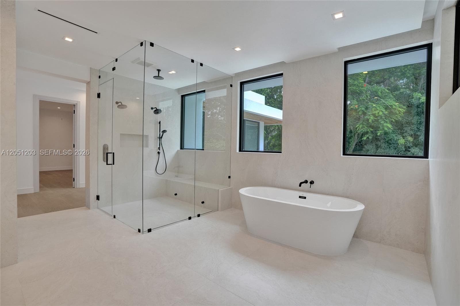 4640 Sunset Dr photo 33