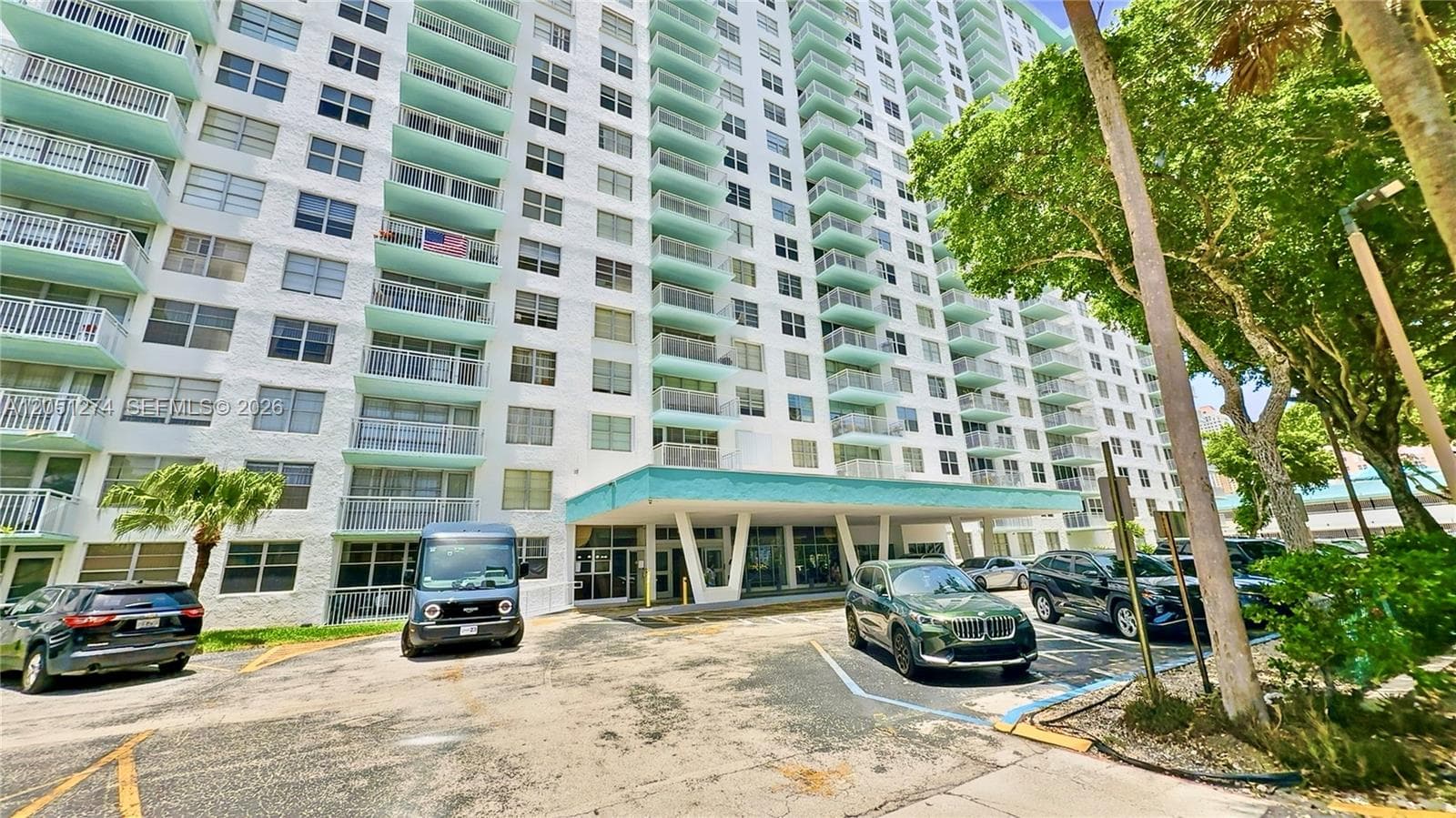 Winston Towers 500 · #1907 in Sunny Isles Beach - Photo 1