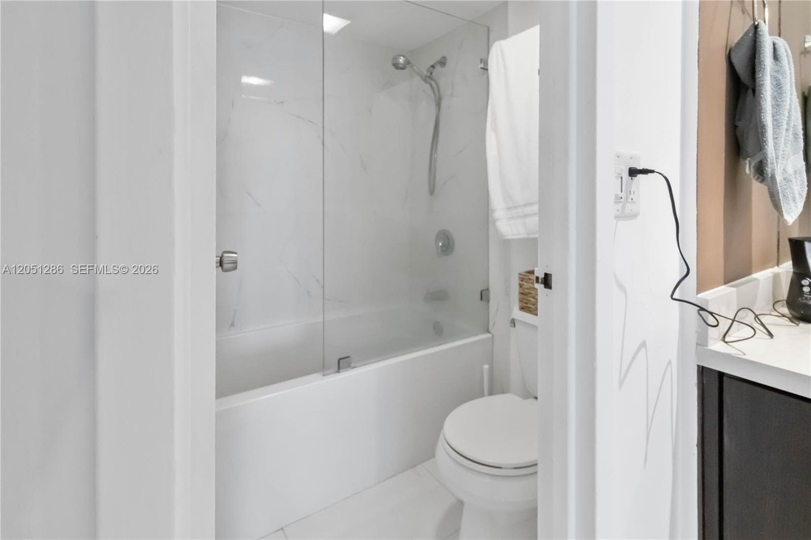 Arlen House East · #2014 in Sunny Isles Beach - Photo 22