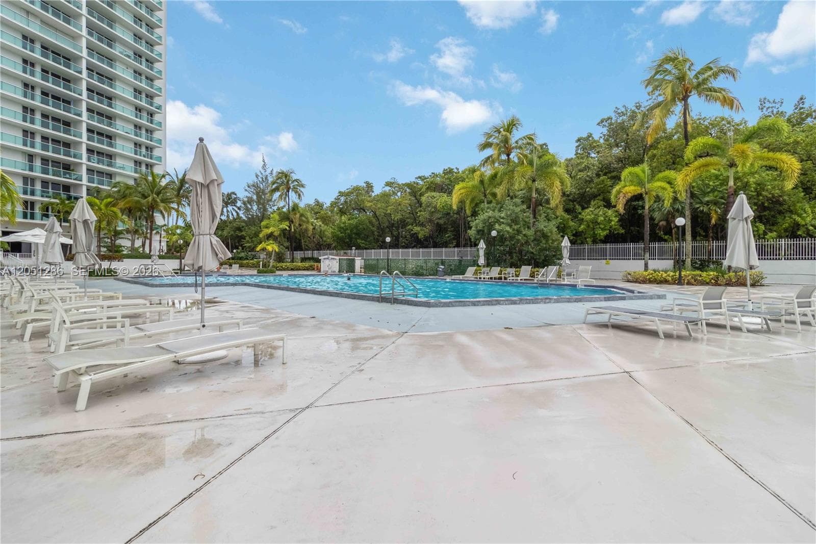 Arlen House East · #2014 in Sunny Isles Beach - Photo 24