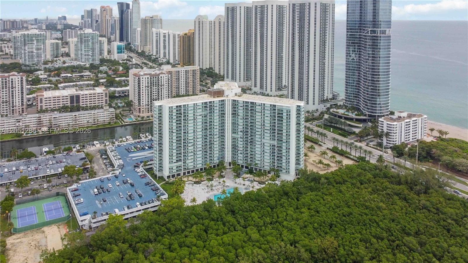 Arlen House East · #2014 in Sunny Isles Beach - Photo 51