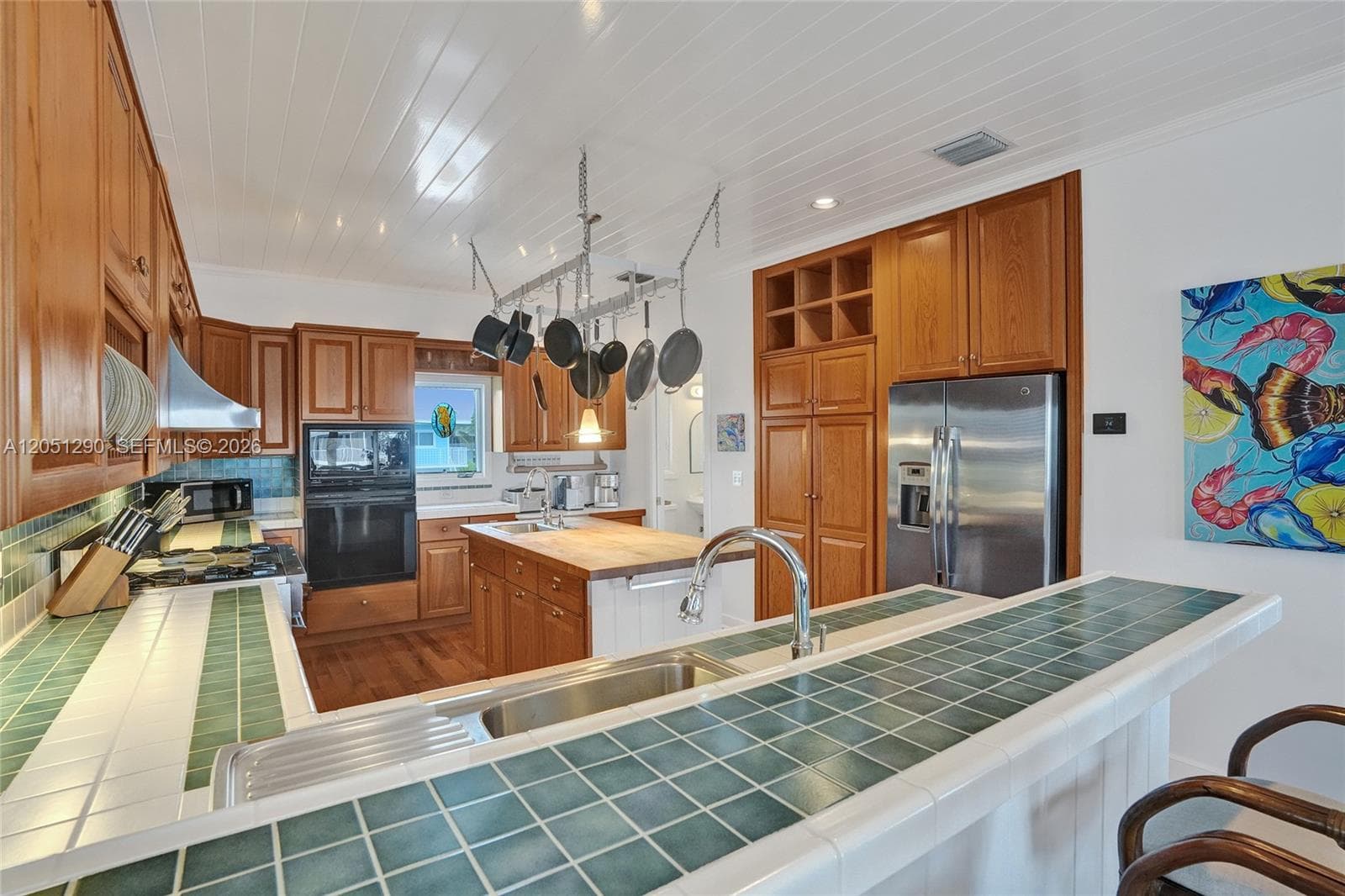 107 Valencia Dr photo 34