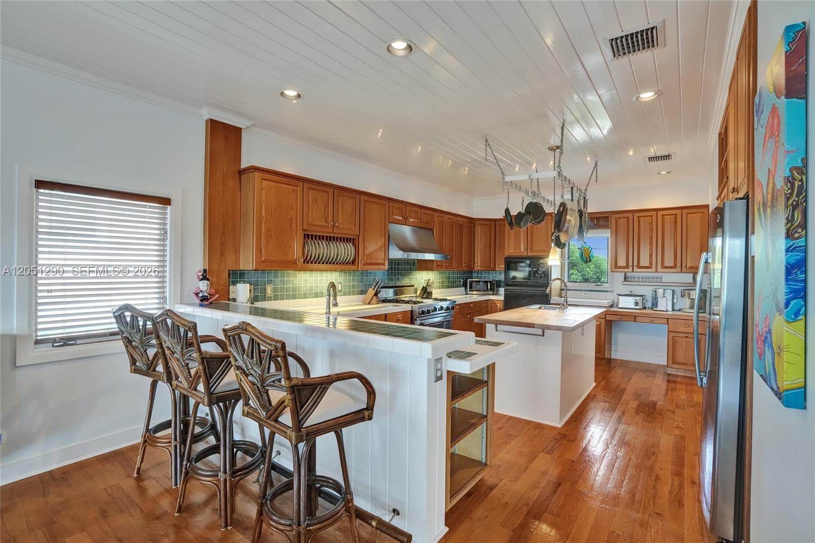 107 Valencia Dr photo 35