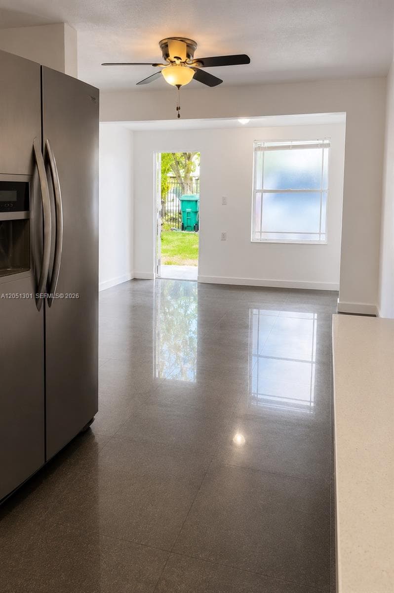 2097 Rutland St photo 9