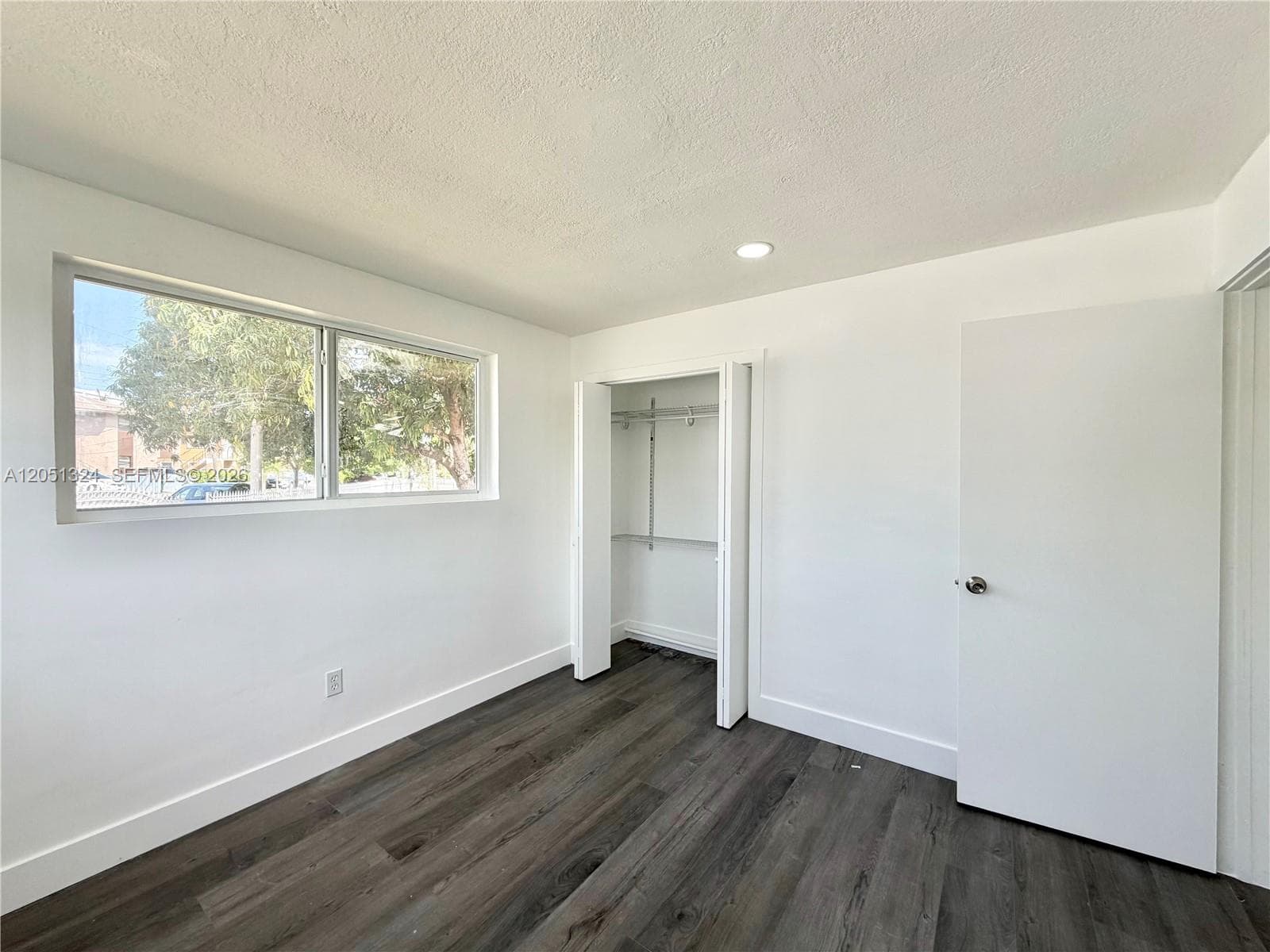 685 SE Park Dr photo 26