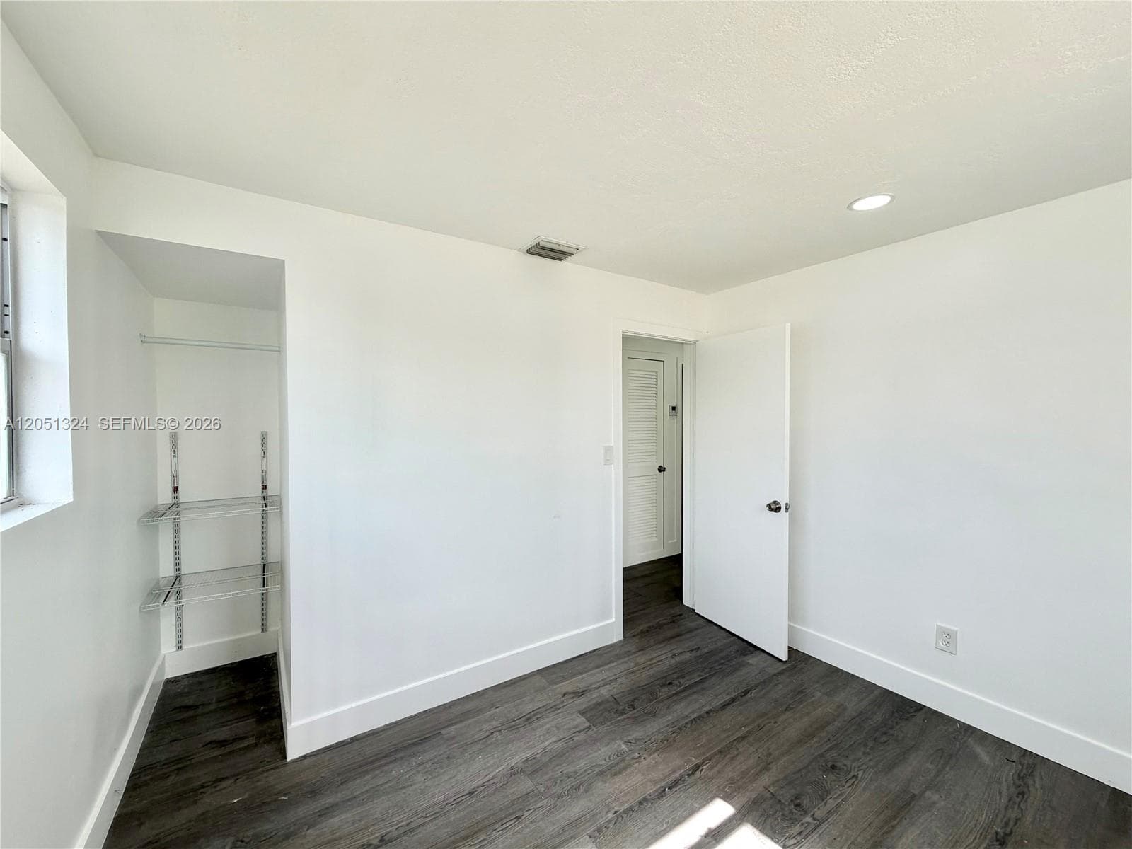 685 SE Park Dr photo 22
