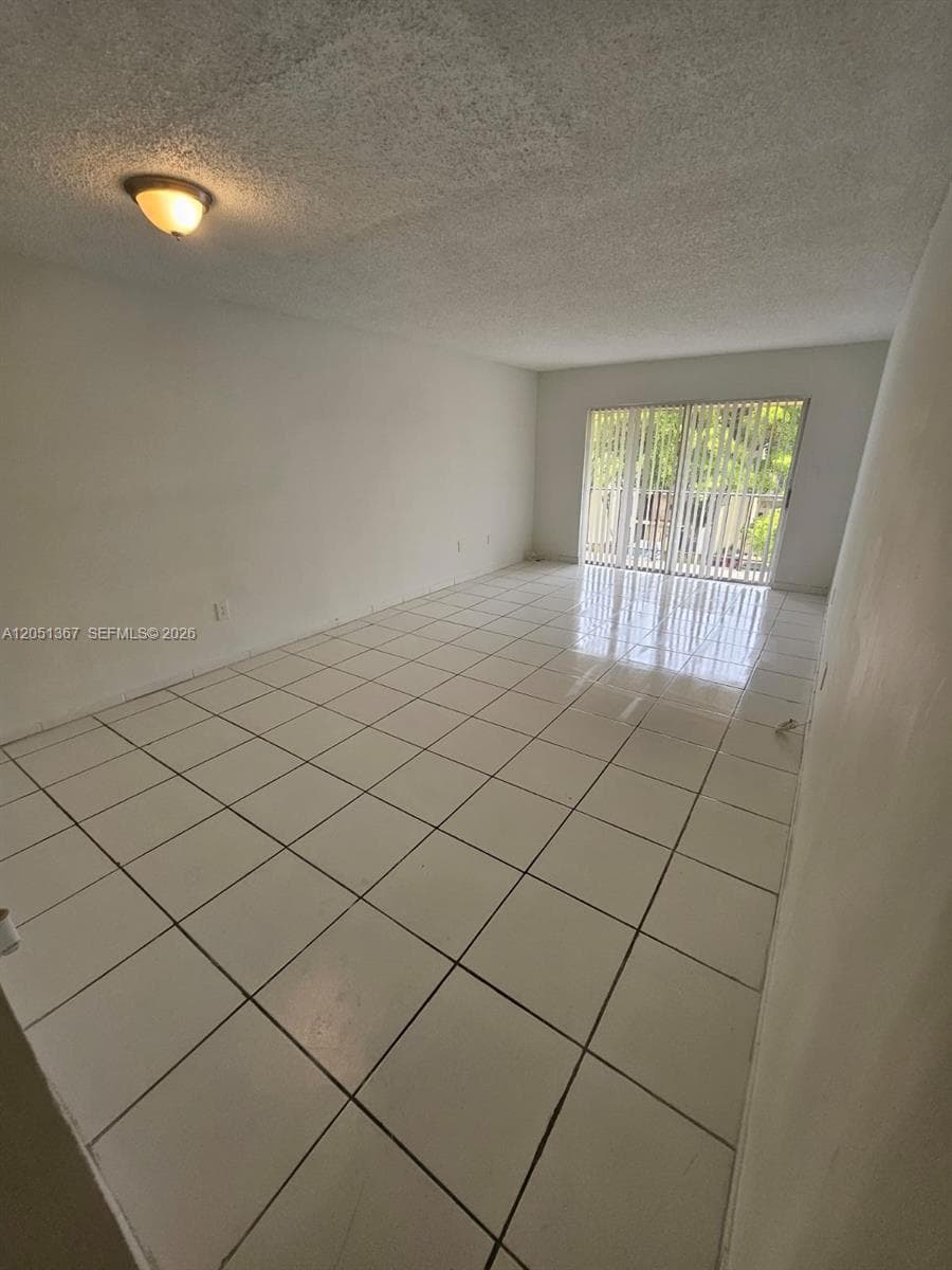 CAPRI GARDENS CONDO · #A409 in North Miami - Photo 6
