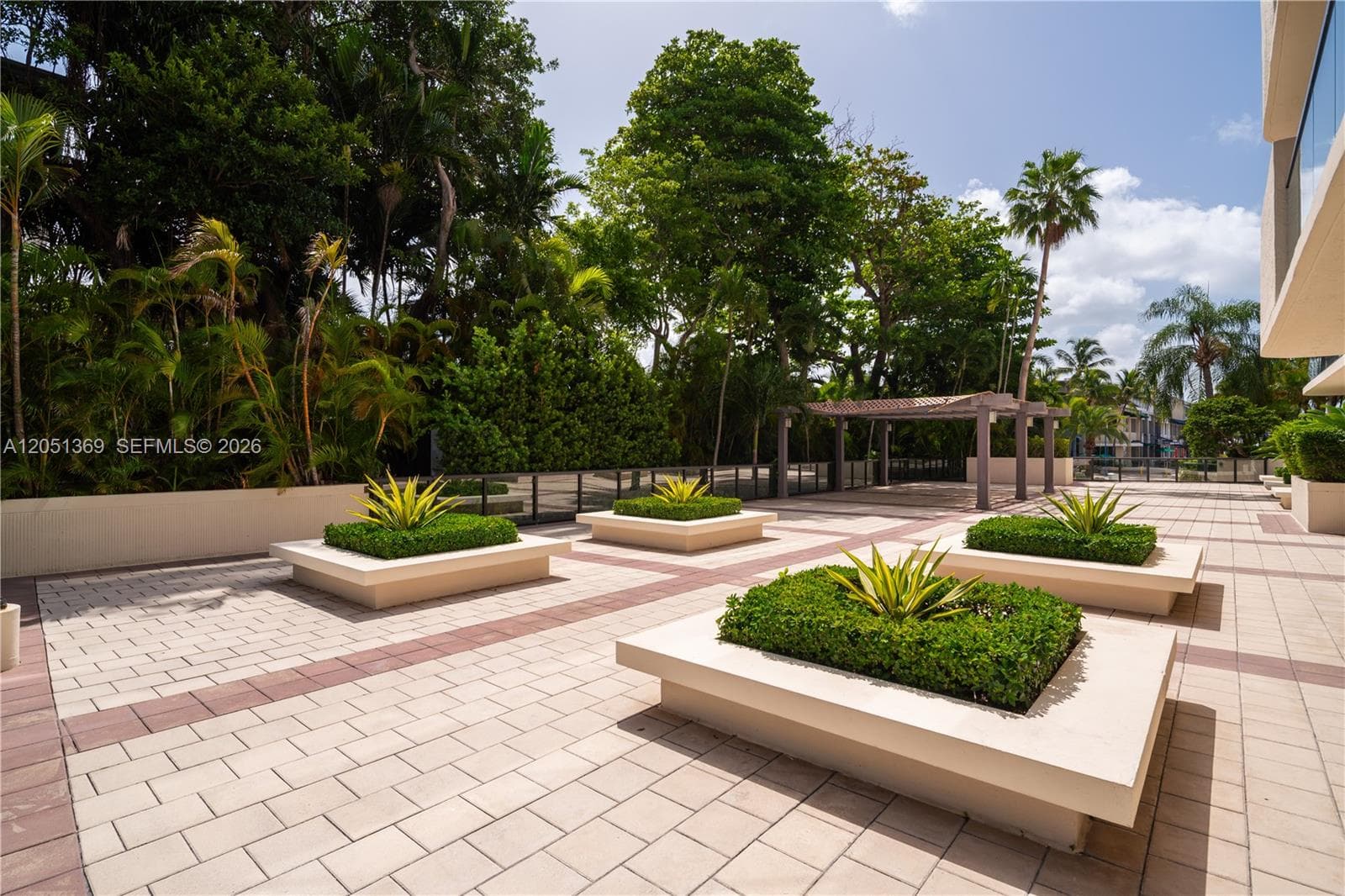 THE COCONUT GROVE BAYSHOR · #5B in Coconut Grove - Photo 33