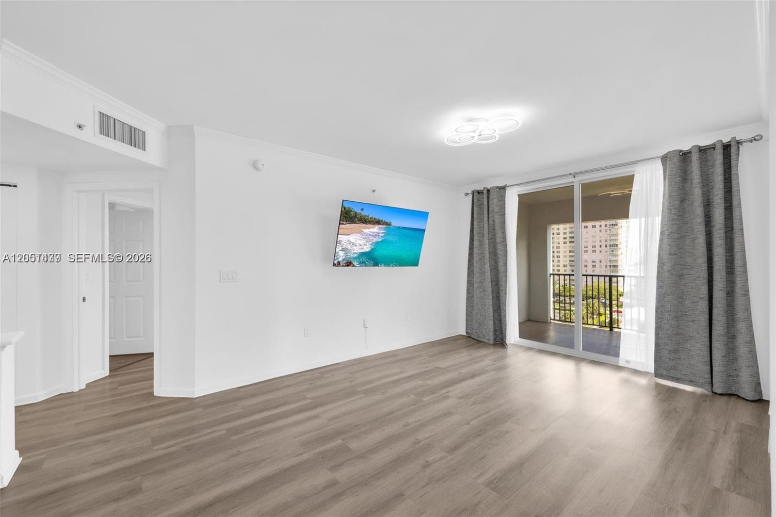 Porto Bellagio · #2814 in Sunny Isles Beach - Photo 6