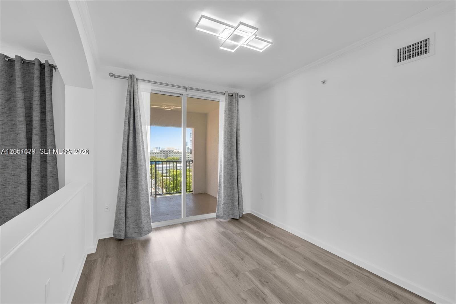 Porto Bellagio · #2814 in Sunny Isles Beach - Photo 14