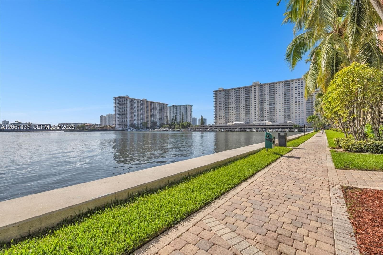 Porto Bellagio · #2814 in Sunny Isles Beach - Photo 39