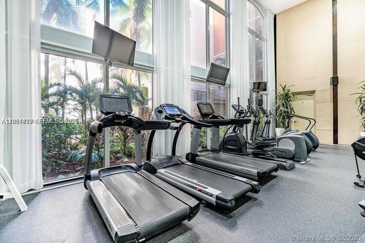 Porto Bellagio · #2814 in Sunny Isles Beach - Photo 29