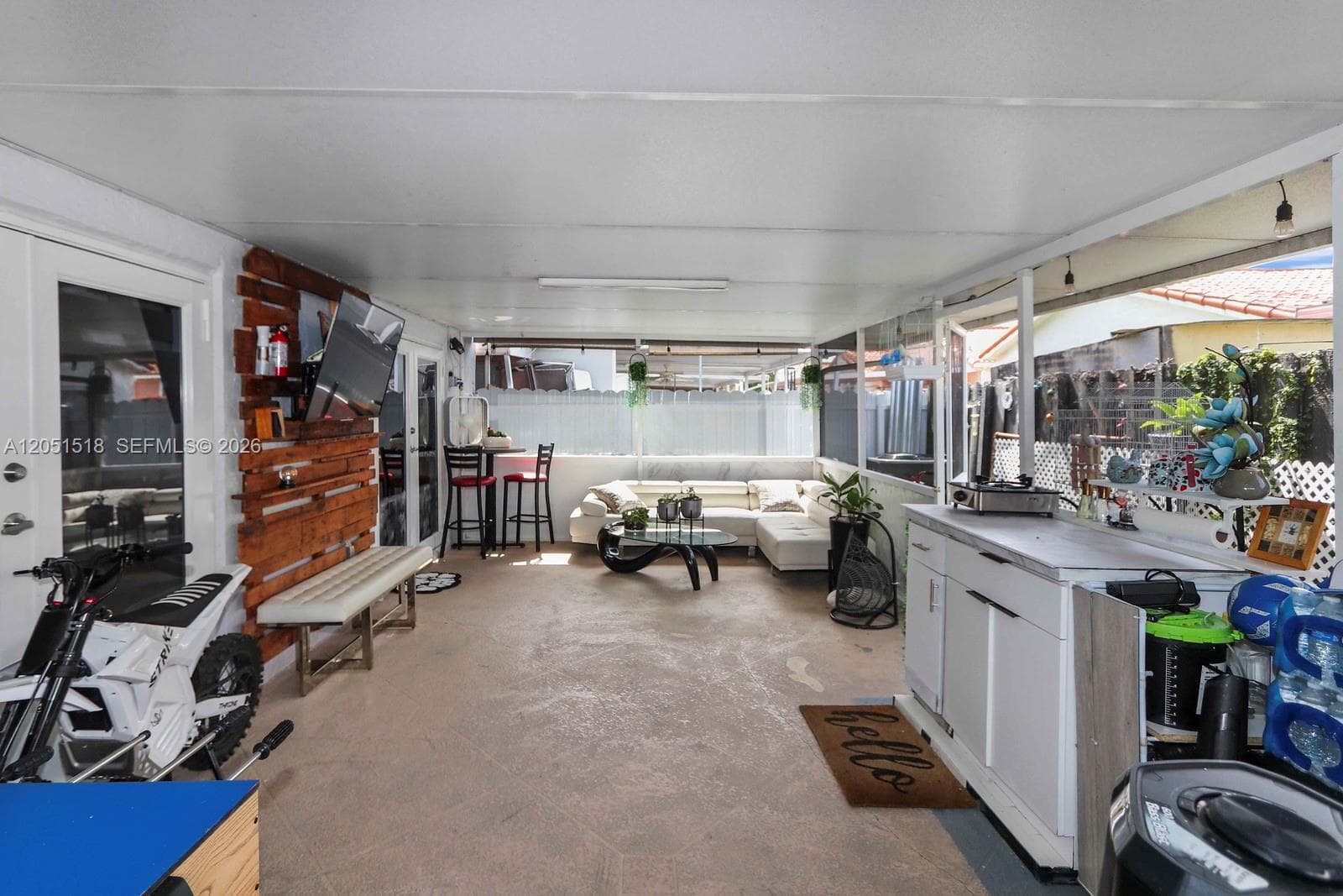 2884 W 75th St photo 17