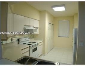 Village By the bay · #13111 in Aventura - Photo 2
