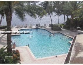 Village By the bay · #13111 in Aventura - Photo 3