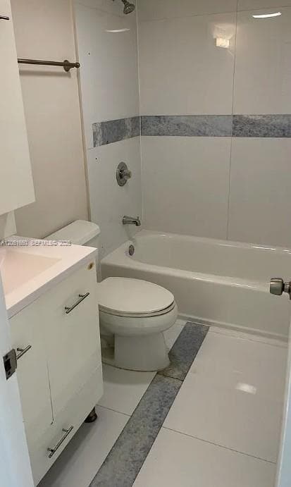 LYNBROOK COURT CONDO PH I · #212 in Miami - Photo 5