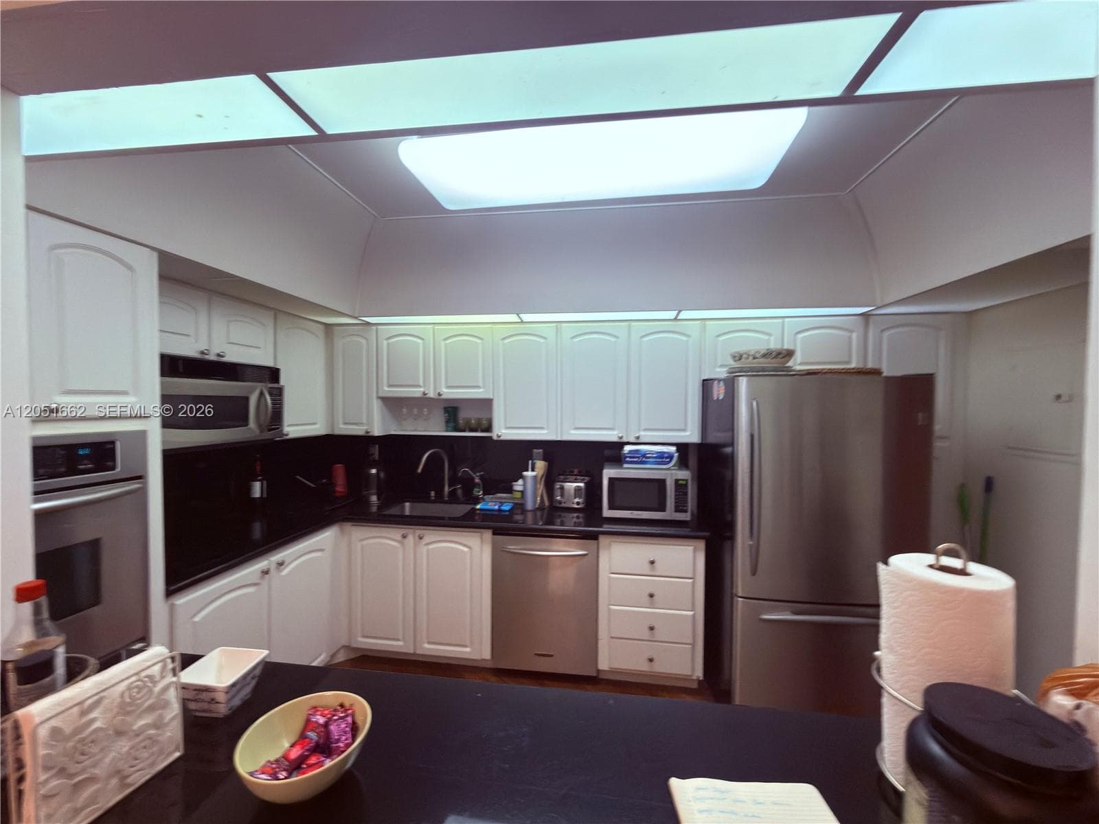 Ocean View · #404 in Sunny Isles Beach - Photo 2
