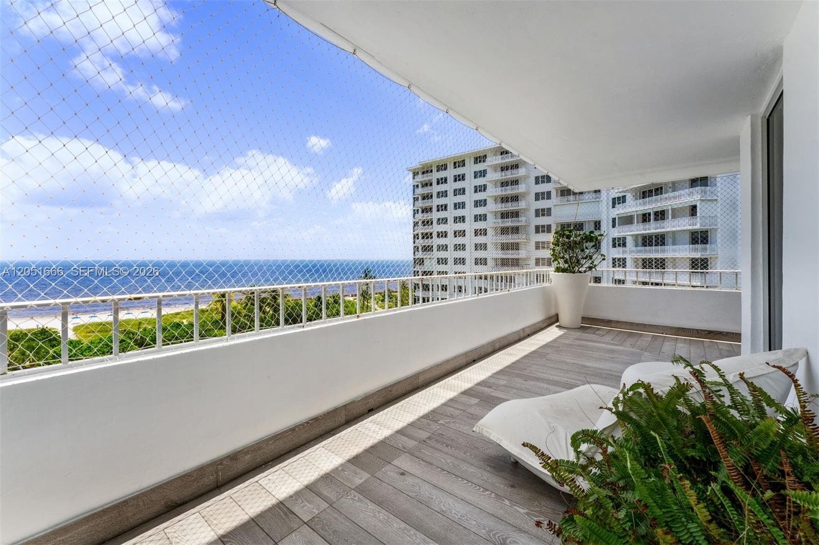 Commodore Club South · #801 in Key Biscayne - Photo 26