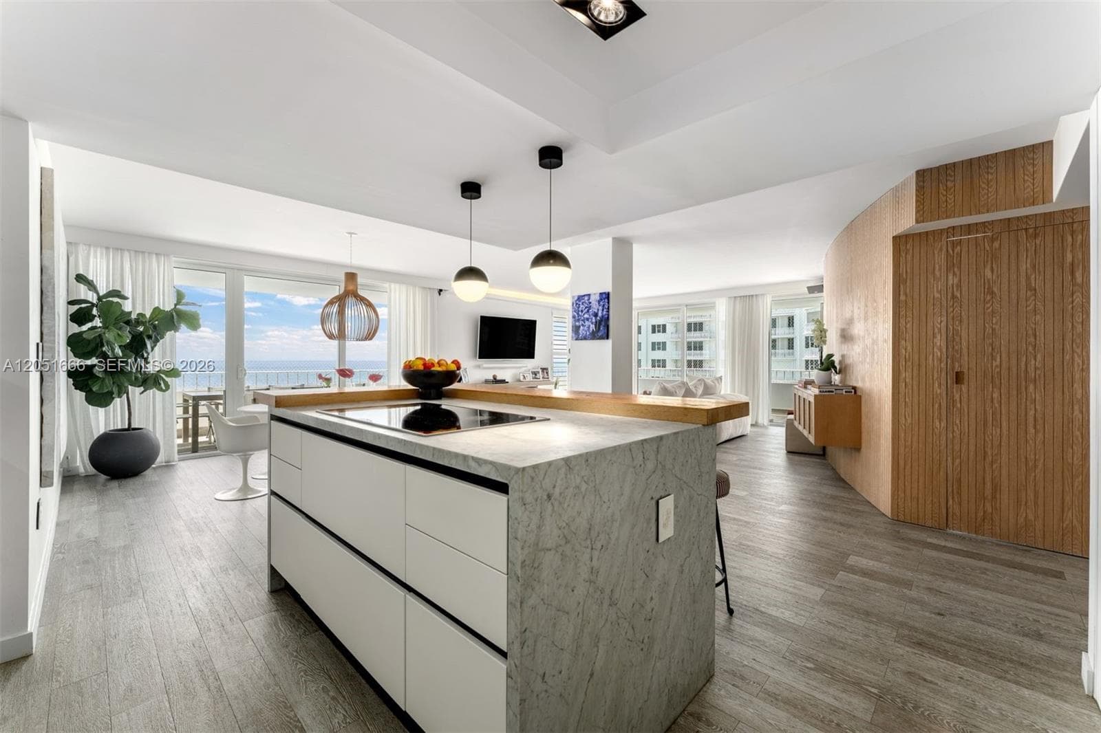 Commodore Club South · #801 in Key Biscayne - Photo 7