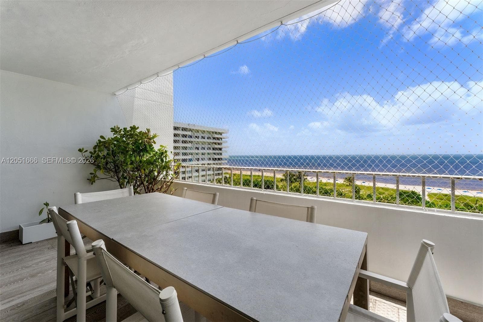 Commodore Club South · #801 in Key Biscayne - Photo 24