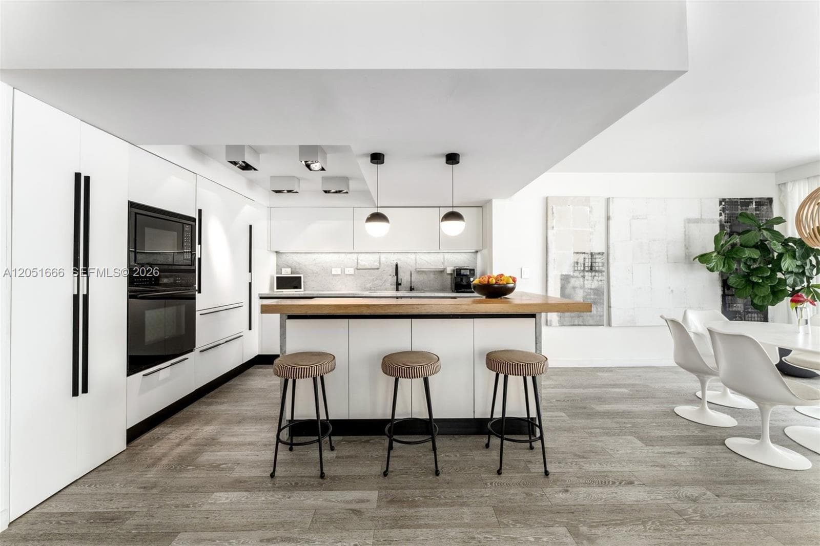 Commodore Club South · #801 in Key Biscayne - Photo 10
