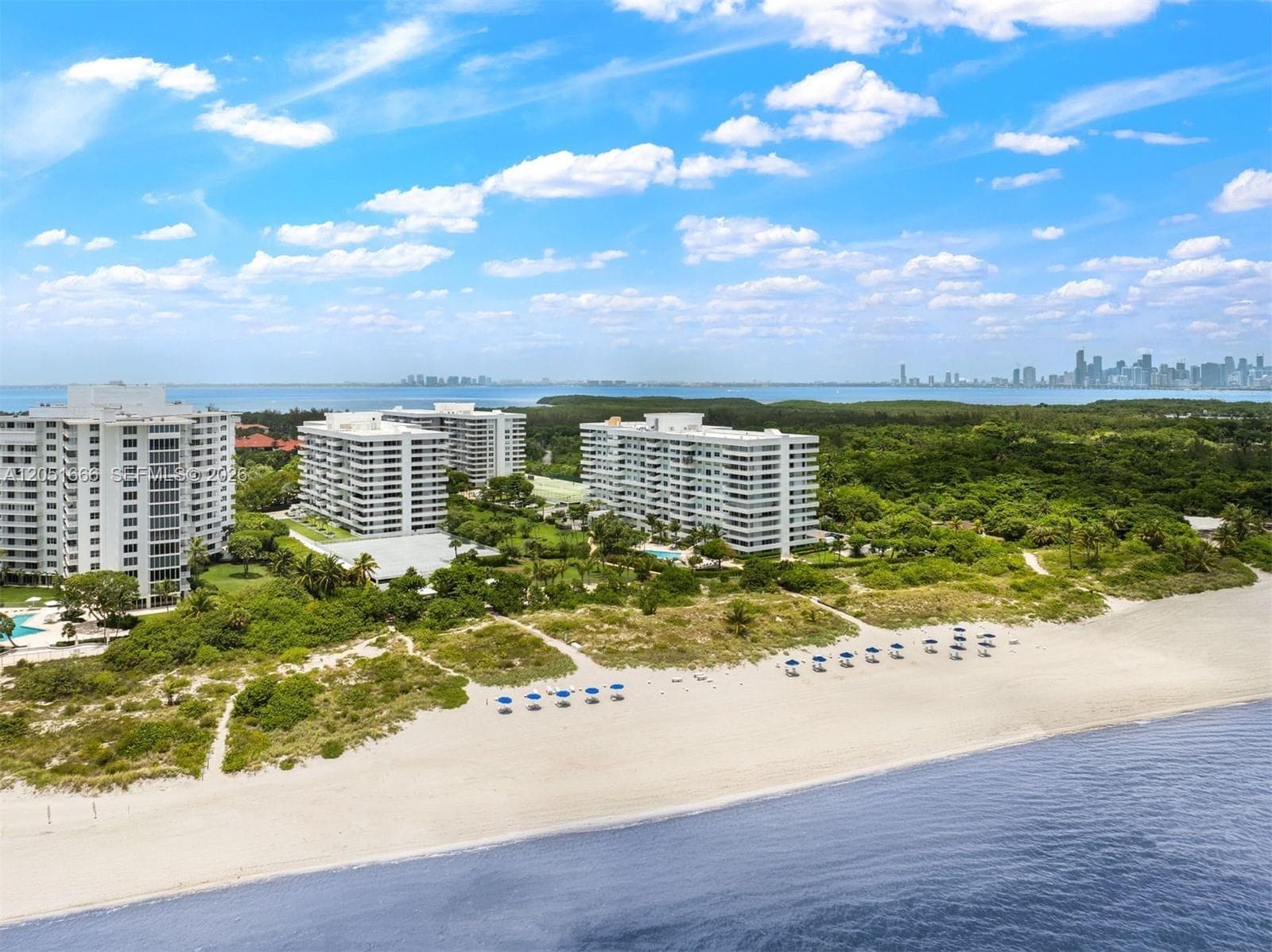 Commodore Club South · #801 in Key Biscayne - Photo 29