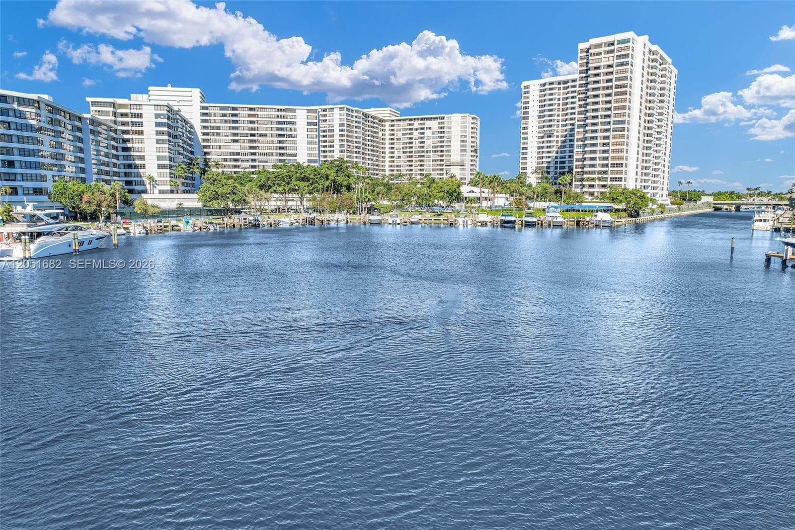 Olympus Condo · #2411 in Hallandale Beach - Photo 2