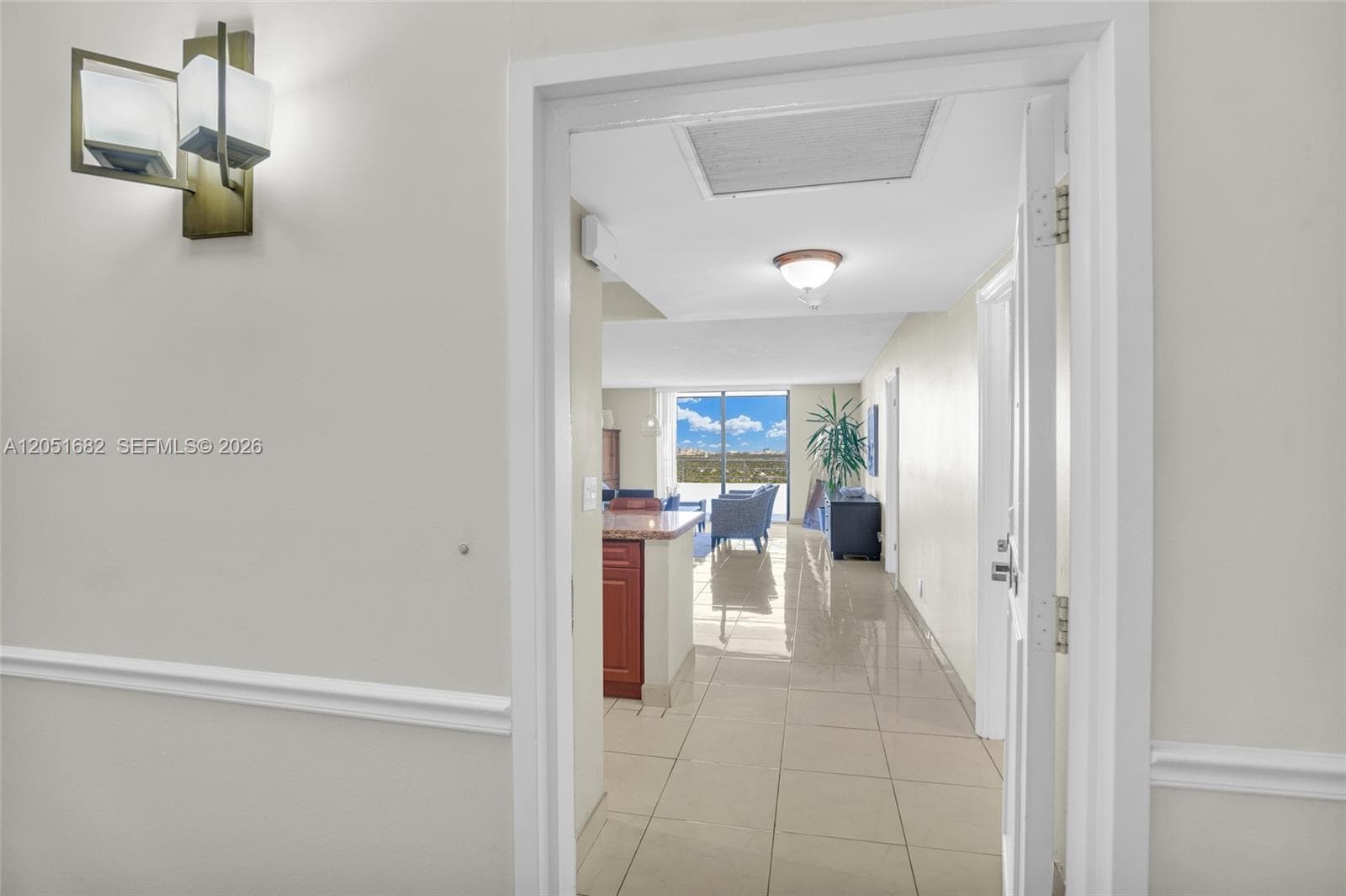 Olympus Condo · #2411 in Hallandale Beach - Photo 3